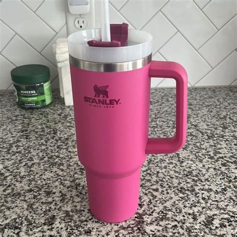 hot pink stanley cup with handle
