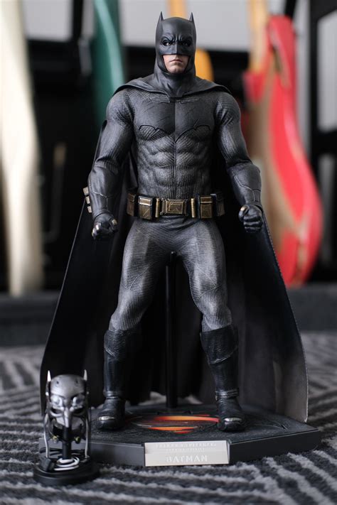 hot toys batman