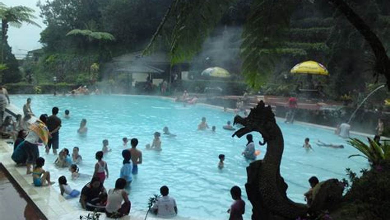 Temukan Surga Kolam Renang Air Panas di Hotel Guci yang Menawan