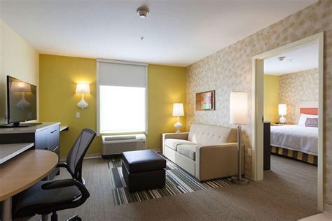 Hotel Room With Two Separate Bedrooms In Canton Ohio