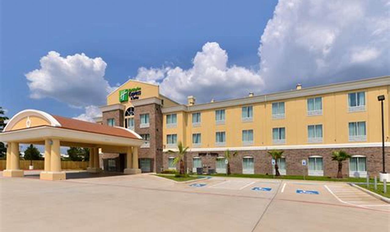 hotel tomball tx