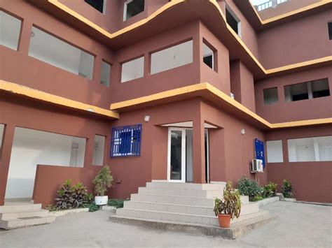 Discover Luxury at Man's Hidden Gem: Hotel à Man