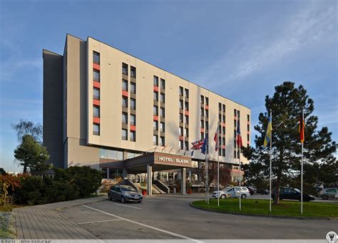 hotel śląsk wrocław ul. oporowska