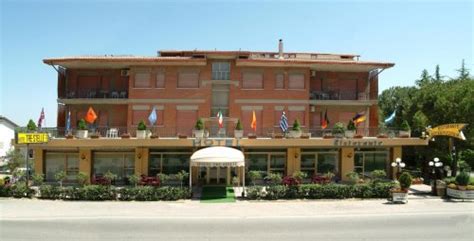 hotel 3 stelle montepulciano