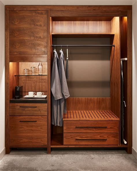 Hotel Closet Systems