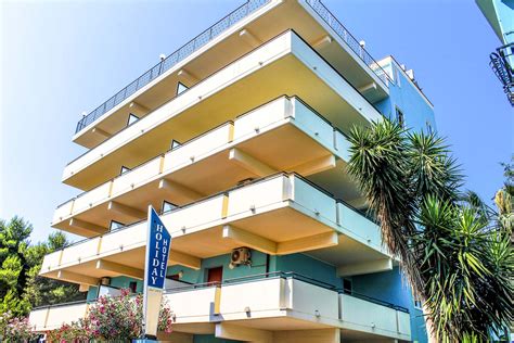 hotel holiday san benedetto del tronto