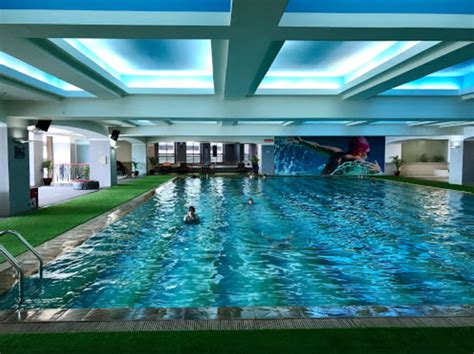 hotel kolam renang air hangat di jakarta