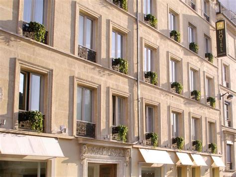 hotel lorette paris france