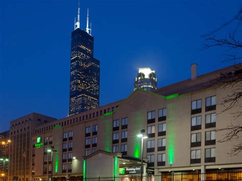 hotel near union park chicago