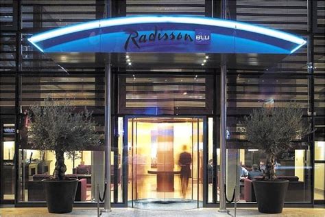 hotel radisson blu paris