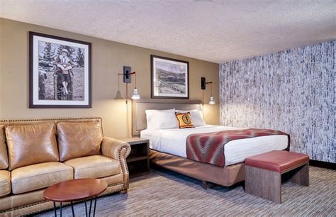 hotel rooms in west yellowstone