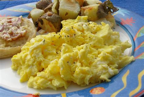 No Oil Hotel Scrambled Eggs Recipe by cookpad.japan Cookpad