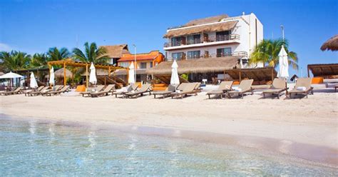 hoteles en mahahual con playa