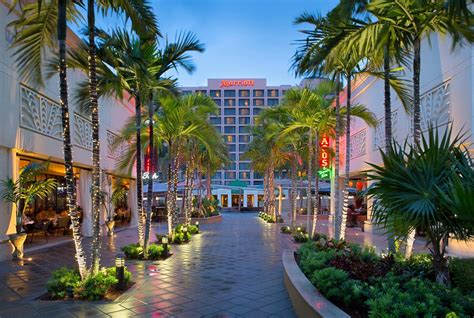 hotels at boca raton