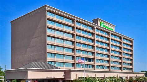 hotels close to birmingham al airport