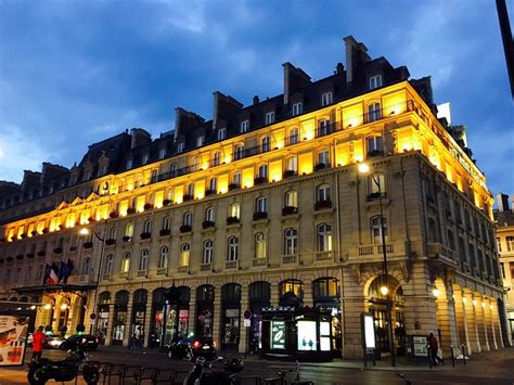 hotels close to downtown paris