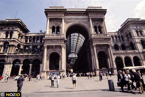 hotels close to milan train station