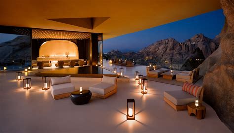 hotels desert