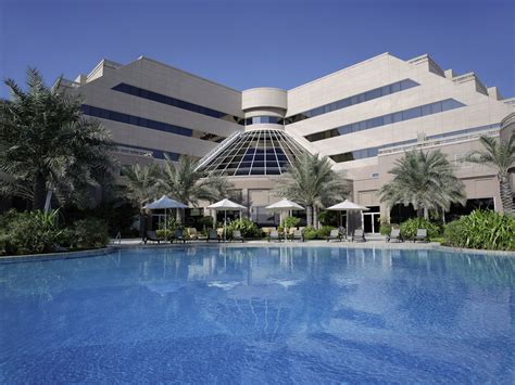hotels in bahrain near airport