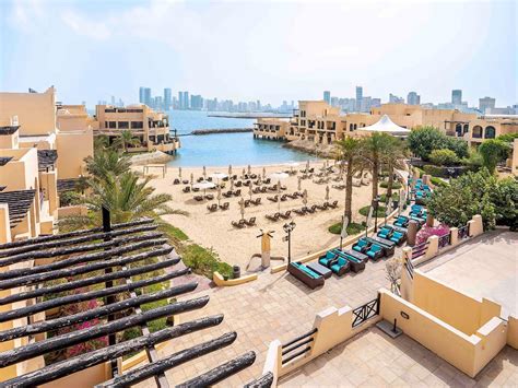 hotels in bahrain with beach