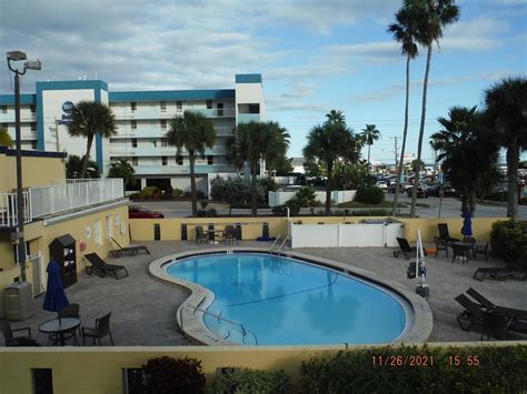 hotels in cocoa beach near port canaveral