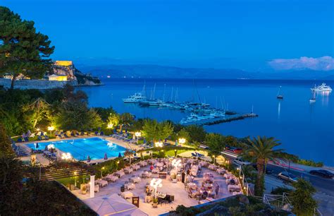 hotels in corfu city