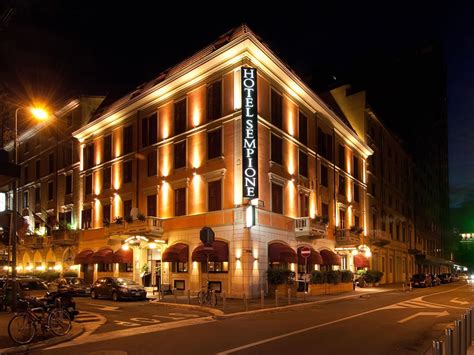 hotels in milan italy city center