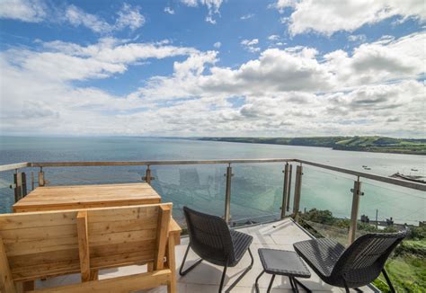 hotels in newquay wales with sea views