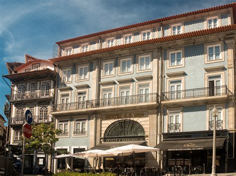 hotels in porto portugal near downtown