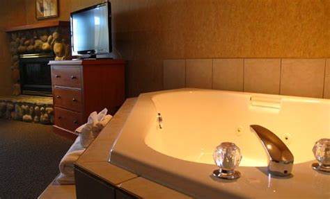 hotels in salisbury nc with hot tubs