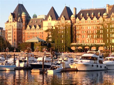 hotels in victoria canada deals