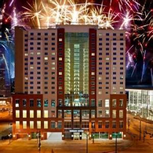 hotels near ball arena colorado