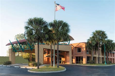Days Inn by Wyndham Brooksville/Dade City Brooksville, FL Hotels