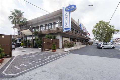 hotels near naples airport italy