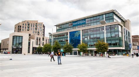 hotels near solent university southampton