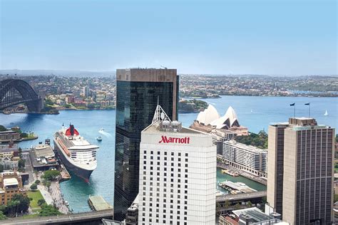 hotels overlooking sydney harbour
