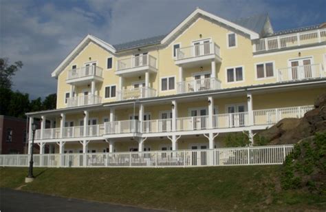 hotels rhinebeck ny area