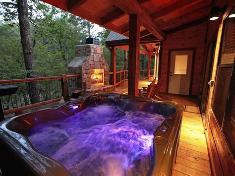 hotels with hot tubs in okc with pet friendly
