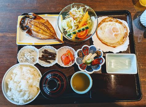hotels with japanese breakfast tokyo
