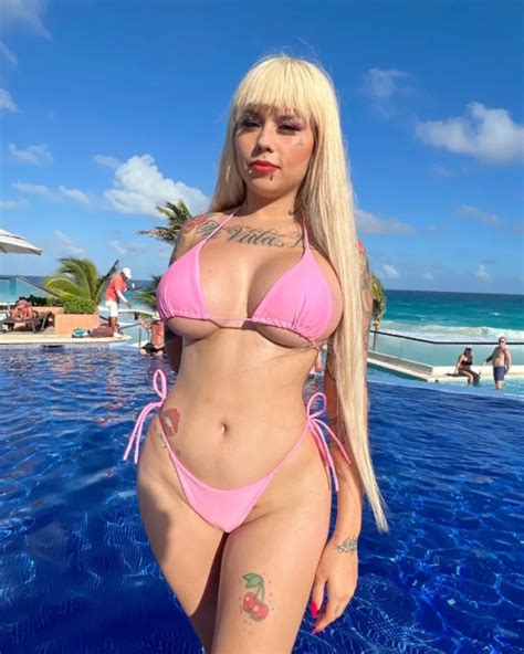 hottest onlyfans mona