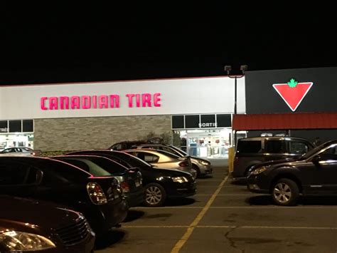 hours for canadian tire today
