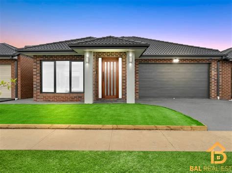 house for sale in tarneit vic