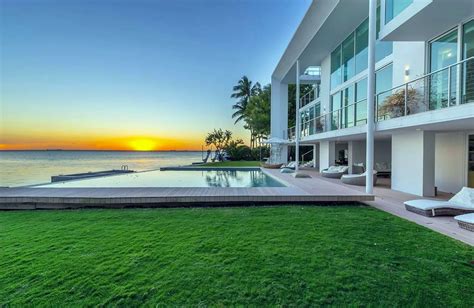 house messi bought in miami