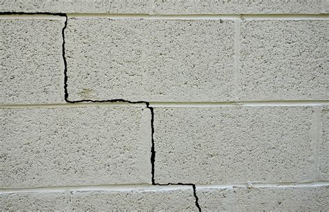 house settling cracks