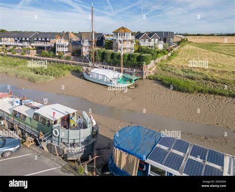 Houseboats Faversham