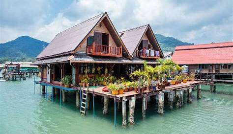 Houses Built On Stilts 25 , Pilings And Piers (Photo