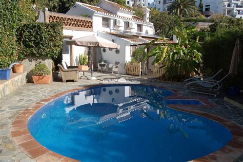 houses for rent in malaga spain