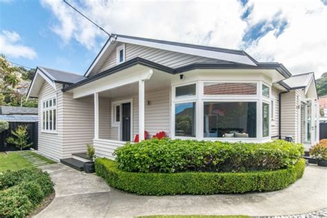 Houses For Sale In Center Wellington