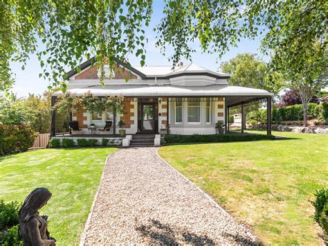 houses in mount gambier