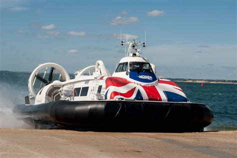 hovercraft to isle of wight